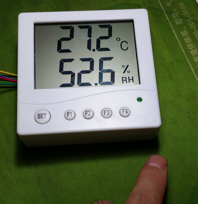 RS485组网型大屏LCD壁挂式温湿度显示仪 网络型，可选配TCP WIFI ZIGBEE